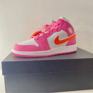 Jordan 1 Mid "WNBA" Grade School Girls' Shoe